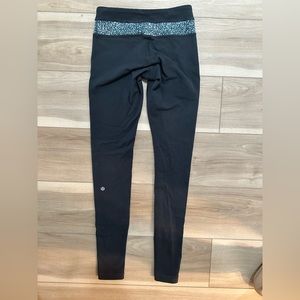 Lululemon Wunder Under Iron Gray and Cyan Leggings Size 4